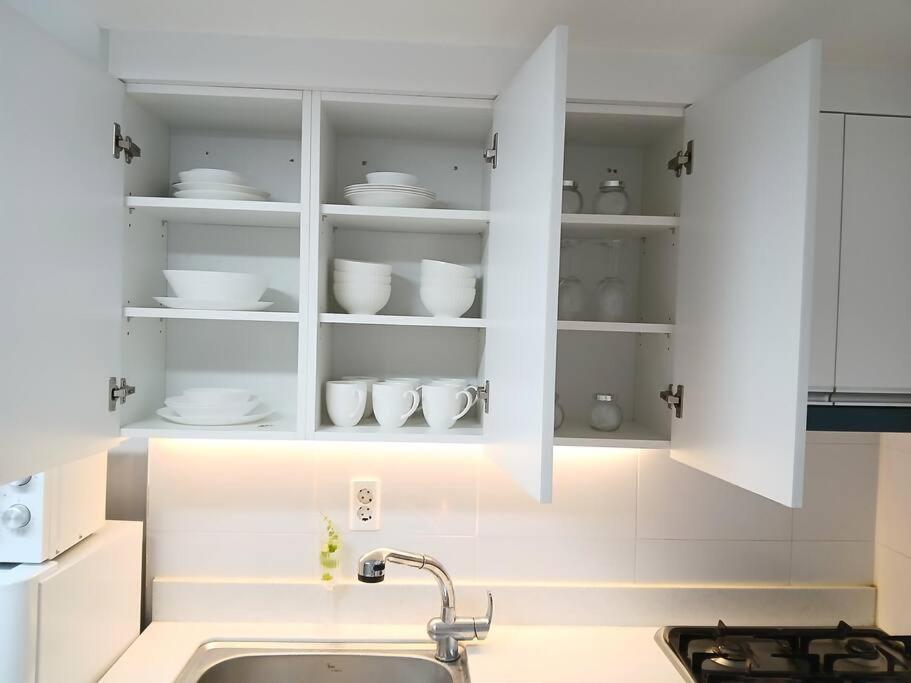 Cheongdam Station Anuk House Villa *